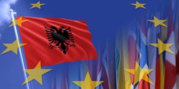 Analiza e Euractiv për Integrimin: Shqipëria mund të hap ‘de facto’ negociatat që këtë vjeshtë, ndahet nga RMV