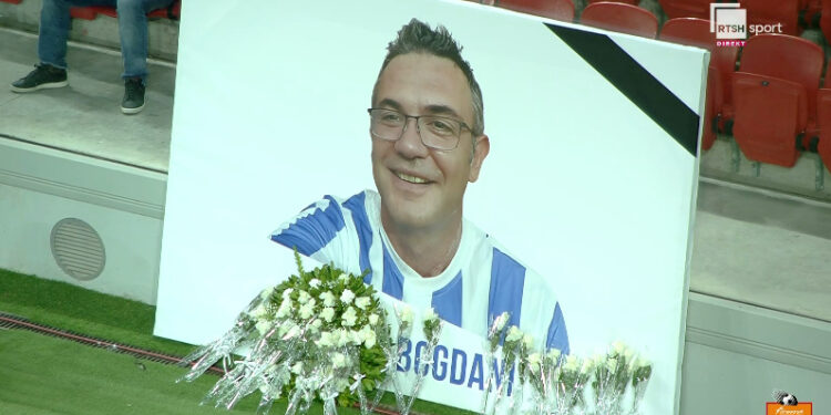 Tifoz besnik i bardhebluve, Tirana nderon me homazhe ish-deputetin Gerti Bogdani