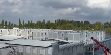 Kampet në Gjadër hapen në nëntor, vijon ende puna për ndërtimin e qendrës së pritjes së refugjatëve