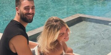 Fotografe Ilnisa? Meritoni takohet me Loarin dhe ndan me ndjekësit foton e ëmbël në krahët e të birit