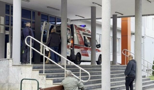 S’kishin shenja dhune! Autopsia tregon shkakun e vdekjes së nënë e bijë, analizat i kryhen dhe djalit të mitur që ndodhet në spital