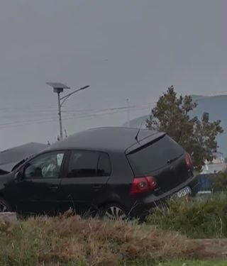 Makina ‘’fluturon’’ mbi rreth-rrotullimin në hyrje të Lezhës, pamjet e para nga vendi i ngjarjes