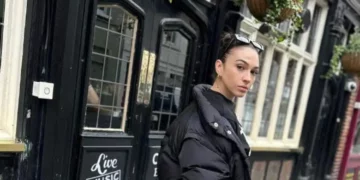 Ndahet nga jeta babai i Jonida Vokshit, moderatorja: Ma bëre shpirtin copë o ba