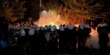 “Protesta e opozitës nuk përfaqëson mosbindjen civile”, Shabani nuk përmbahet: Berisha ka sjellë dhunën në politikë