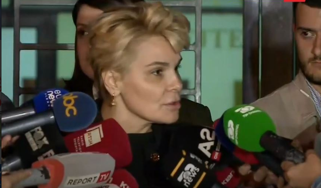 Kryemadhi tregon mesazhet me Ramën: Gënjyem Metën për të bërë Veliajn kryetar bashkie , m’u thaftë dora dhe goja bashkë