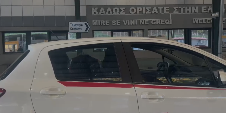 Takimi i Ramës në Selanik, Greqia mban peng prej dy orësh ekipet e gazetarëve shqiptarë në Kapshticë