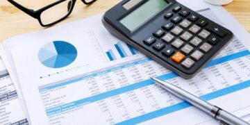 Nga rrugët, te pensionet, Buxheti 2025 nis maratonën e diskutimeve në komisione