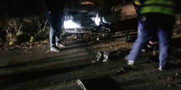 Aksident i rëndë në vend/ Automjeti del nga rruga dhe përfundon në pusetë, raportohet për të plagosur