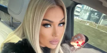 Depresion post lindje, Adelina Tahiri: Ndoshta tingëlloj egoiste, nuk isha e lumtur