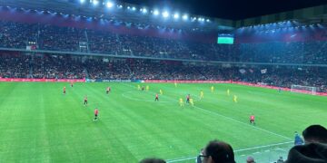 5 minuta lojë, Ukraina ndëshkon Shqipërinë