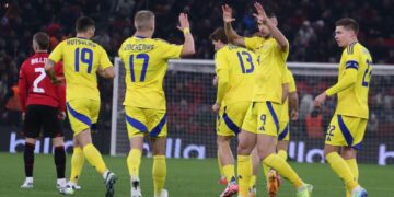 Dy gola vendosin pjesën e parë, Ukraina udhëheq ndaj Shqipërisë