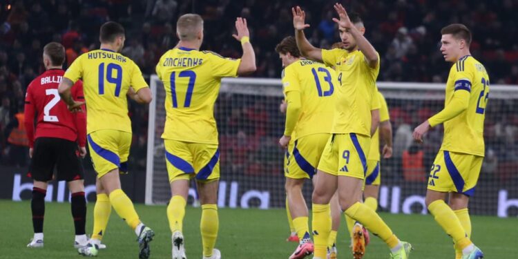 Dy gola vendosin pjesën e parë, Ukraina udhëheq ndaj Shqipërisë