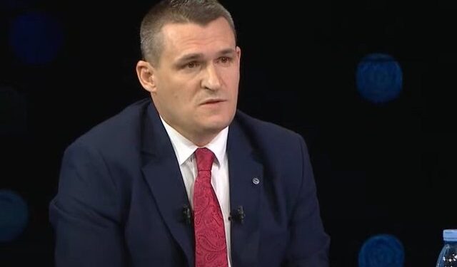“Nuk ka disa të nënës, disa të njerkës”, Dumani e konfirmon: Po hetojmë prokurorë brenda SPAK, ata që kanë nxjerrë informacione do të kenë pasoja