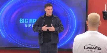 Driloni mbledh banorët, i paralajmëron: S’dua të më prekni nëpër trup