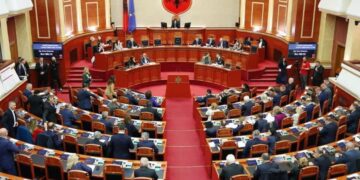 Falen gjobat e “Covid-19” dhe të ndërtimeve pa leje të vendosura nga viti 2015, ja kush përfiton