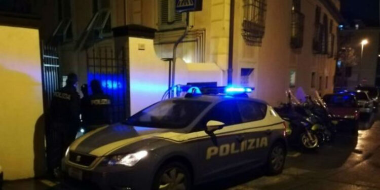 I mituri kërcënohet në internet që të bëjë karremin për të mashtruar dhe marrë para