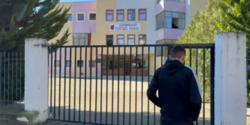“Oficerët e shkollës i njoftuam për fotot tona”, u plagos me thikë nga bashkëmoshatari, adoleshent: Ndihem në rrezik!