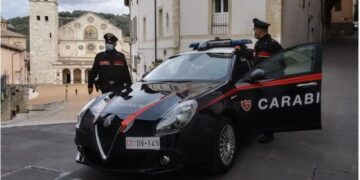 Dhunoi partneren me sende të forta në prani të fëmijës, përfundon në pranga 29-vjeçari shqiptar në Itali