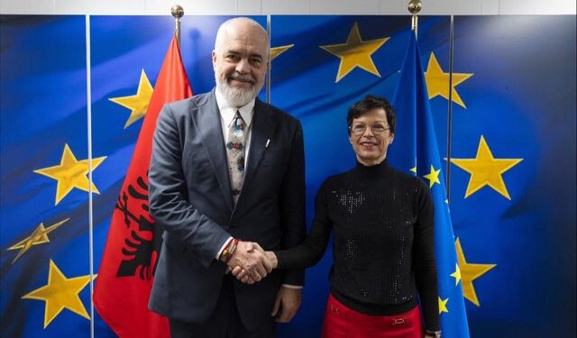 Në prag të samitit BE-Ballkani Perëndimor në Bruksel, Rama pritet në takim nga Komisionerja Marta Kos