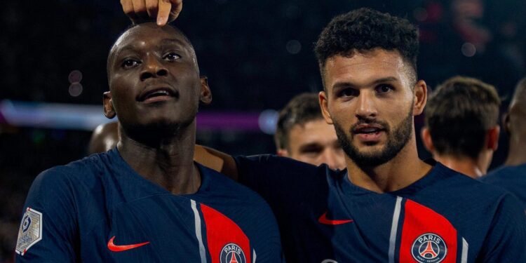 Sulmuesi larg PSG, sondazhe në Premier League