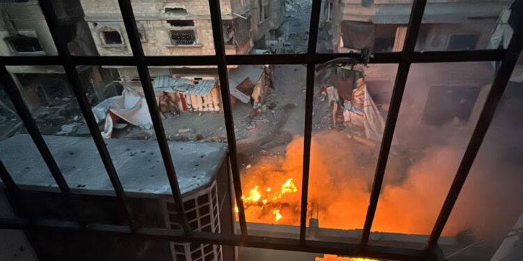 Izraeli arreston drejtorin dhe stafin e një spitali në veri të Gazës