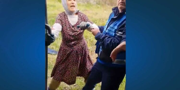 Sherri për pronën në Durrës, përplasje mes autoriteteve dhe familjes Kapllani, ndërhyn policia dhe IMT-ja