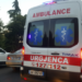 Gjendet pa shenja jete në oborrin e banesës së tij një person