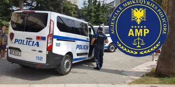 Bien në pranga një polici në Këlcyrë, ja për çfarë akuzohet