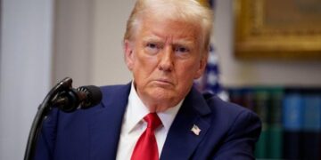 Shtëpia e Bardhë anulon urdhrin për ngrirjen e granteve federale pas kritikave të ashpra