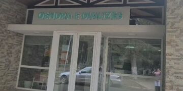 Pacienti 65-vjeçar tentoi të djegë qendrës e dializës në Korçë, flet mjekje psikiatër: Ka refuzuar ekzaminimet