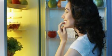 Nga kosi te kokoshkat, ja disa ushqime të shëndetshme të cilat mund të konsumoni pas orës 8-të të darkës