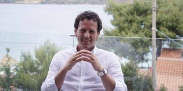 Dhuna ndaj Arben Çipës në Sarandë, Unioni Turistik: Autori s’mori ndëshkimin e merituar, pengimi i investimeve rrezikon imazhin e Shqipërisë