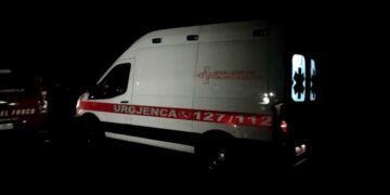 Ndodh edhe kjo në Gjirokastër, ambulanca përplaset me një automjet, pacientja e dëmtuar transportohet në spital