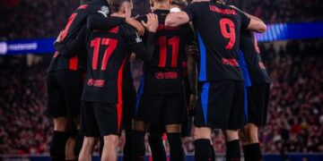 Barcelona përfiton 25 milionë euro, sulmuesi i njohur firmos me…