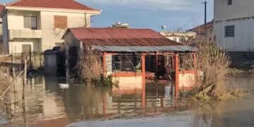Përmbytjet në Durrës, 476 banesa të prekura