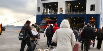 Frika nga tërmetet në Santorini, largohet 2/3 e popullsisë