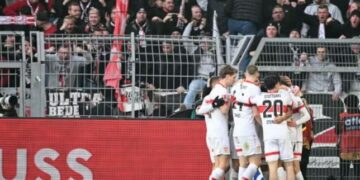 Dortmund bie ndaj Stuttgart, Wolfsburg bën për “aspirina” Leverkusen