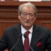 “Ku është Rama, ku është”?/ Berisha kërkon kryeministrin në seancë: Nuk mund të fshihet pas Veliajt dhe Ajola Xoxës