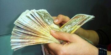 Sa para duhen për të jetuar në Shqipëri? Studimi tregon kufirin minimal për të mbuluar shpenzimet