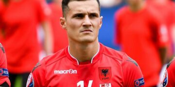 Pas 13 vitesh në Basel, Taulant Xhaka njofton tërheqjen nga futbolli, zbulon arsyen