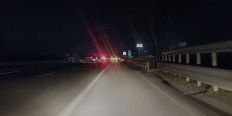 Aksident në aksin Gjirokastër-Kakavijë, një i plagosur