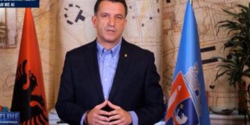 A ke komunikuar me Ramën? Veliaj flet nga qelia: Nuk kam nevojë për pusulla, ai është i vetmi që mund të sigurojë..