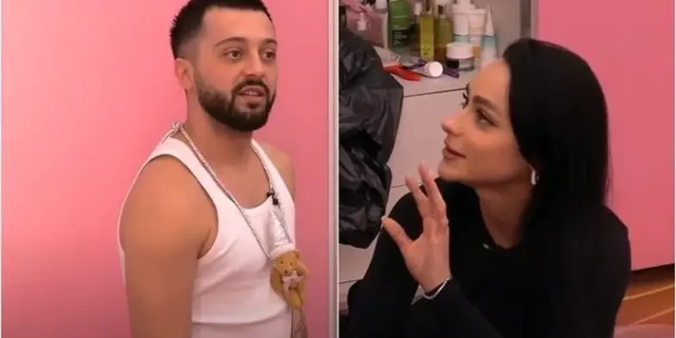 Gjestit i mungon Egli? “Të lutem, dërgoma një video…”