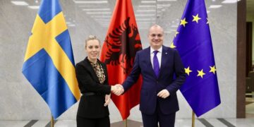 Ministri Hasani mikpret homologen për Çështjet Evropiane të Suedisë: Shqipëria e vendosur për të përmbushur procesin gjithëpërfshirës drejt BE-së