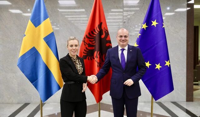 Ministri Hasani mikpret homologen për Çështjet Evropiane të Suedisë: Shqipëria e vendosur për të përmbushur procesin gjithëpërfshirës drejt BE-së