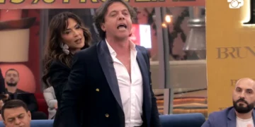 E papritur:Laerti ka eksperiencë me një vajzë transgjinore! Publikohet fotoja