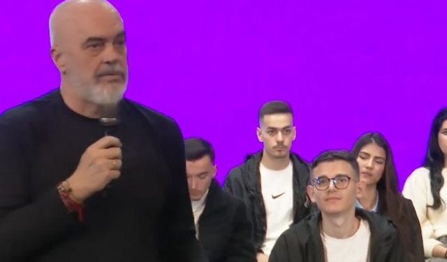 Ministra, deputetë e kryetar bashkie në burg, Rama: Një bie, mijëra të tjerë ngrihen!