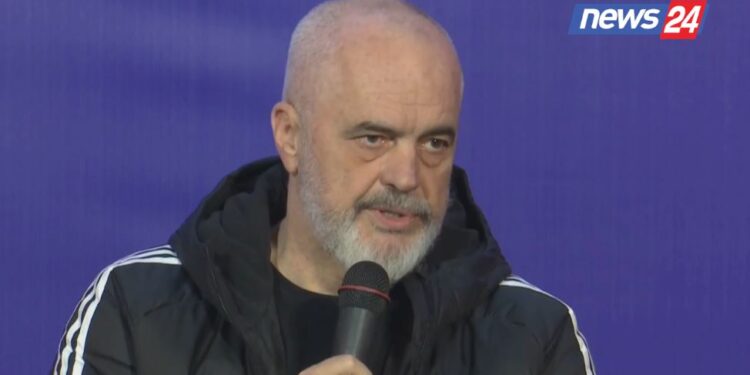 Rama në Berat: Në këtë qark fitojmë 5:1. Batuta me kandidatin për deputet