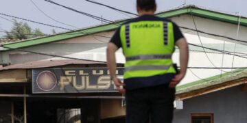 Tragjedia në Maqedoninë e Veriut! Dërgohen në gjykatë policët që dyshohet se i kanë dhuruar licencën diskotekës në Koçan