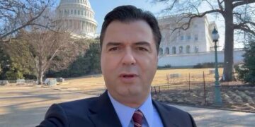 “T’u fjet gjum futëm Shqipërinë në NATO dhe hoqëm vizat me BE”, Basha i përgjigjet Ramës: U “zgjove” ti dhe u mbushën..